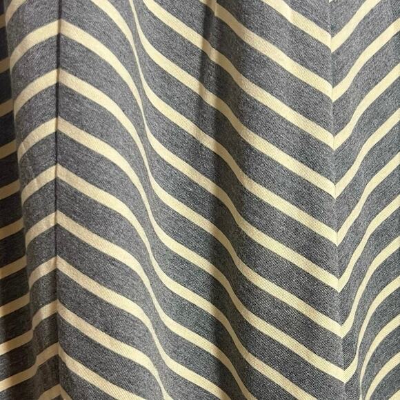 Sundance Skirt Women’s Small Museo Striped A-Line Jersey Knit Knee-Length Gray - Picture 3 of 8